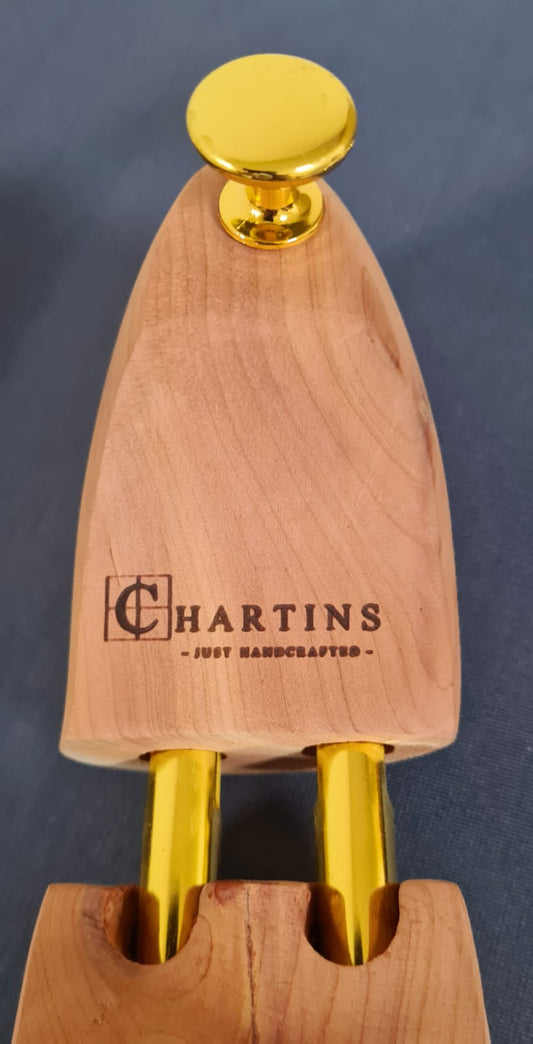 Schuhspanner aus Zedernholz