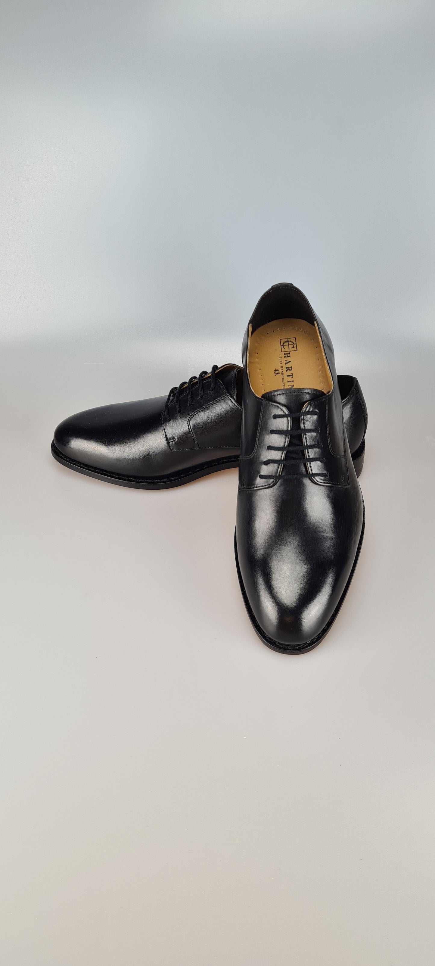 Derby Plain schwarz