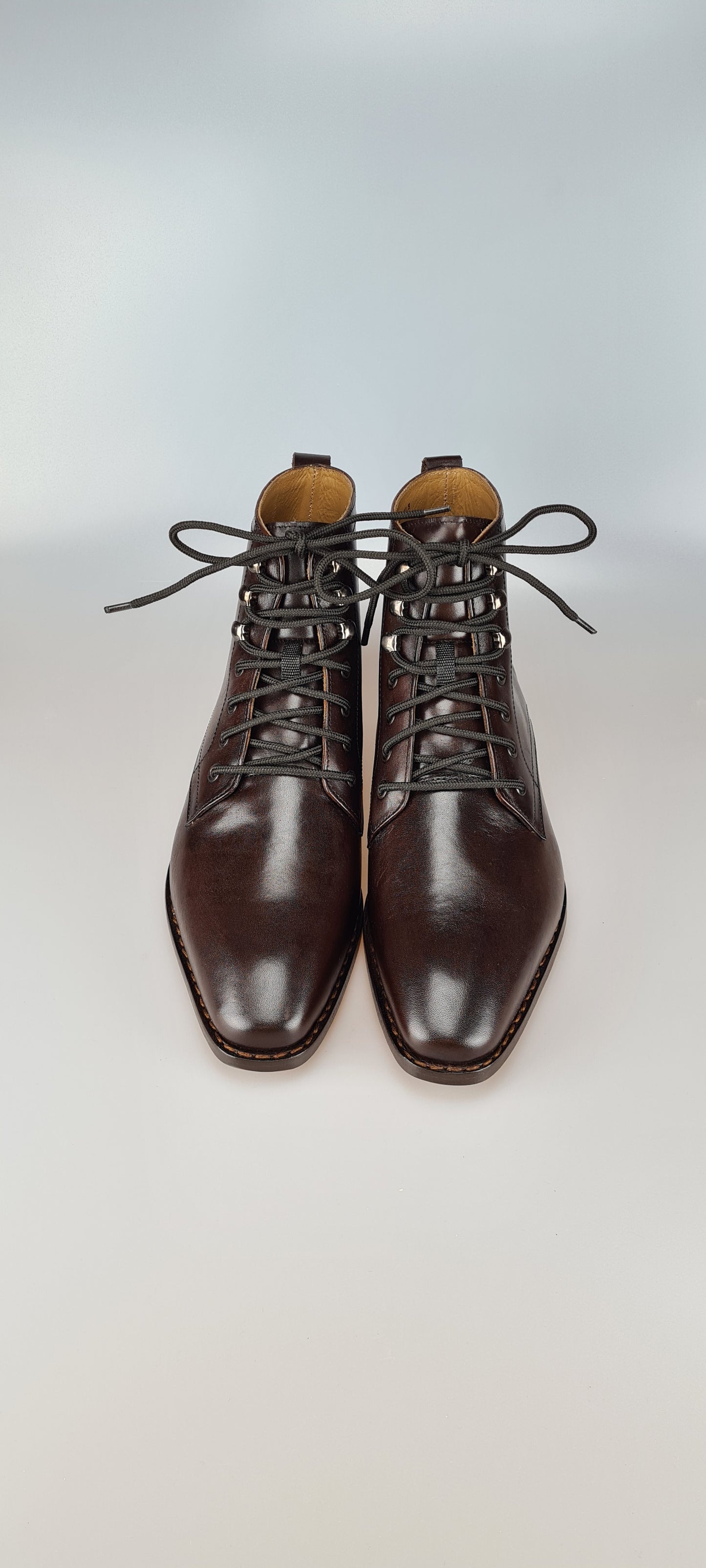 Schnürstiefel braun