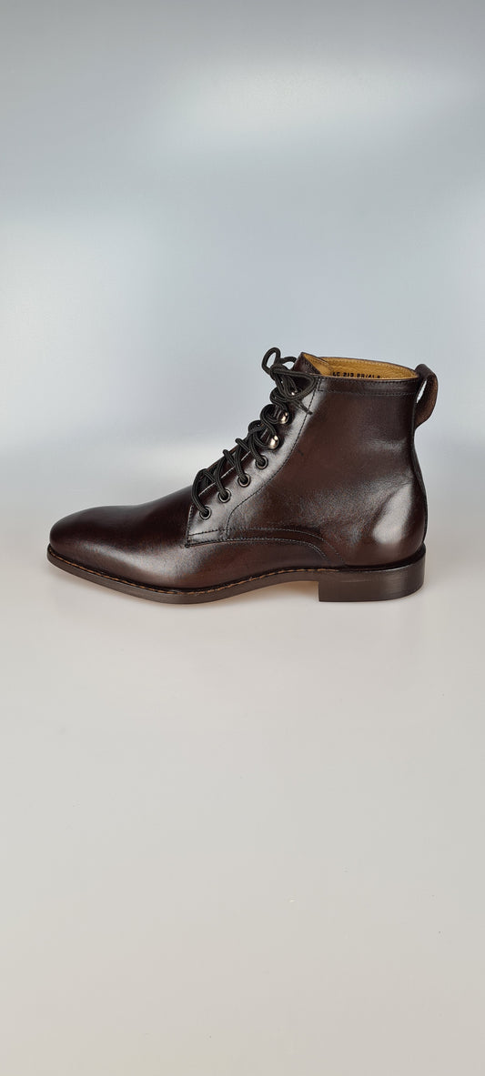 Schnürstiefel braun