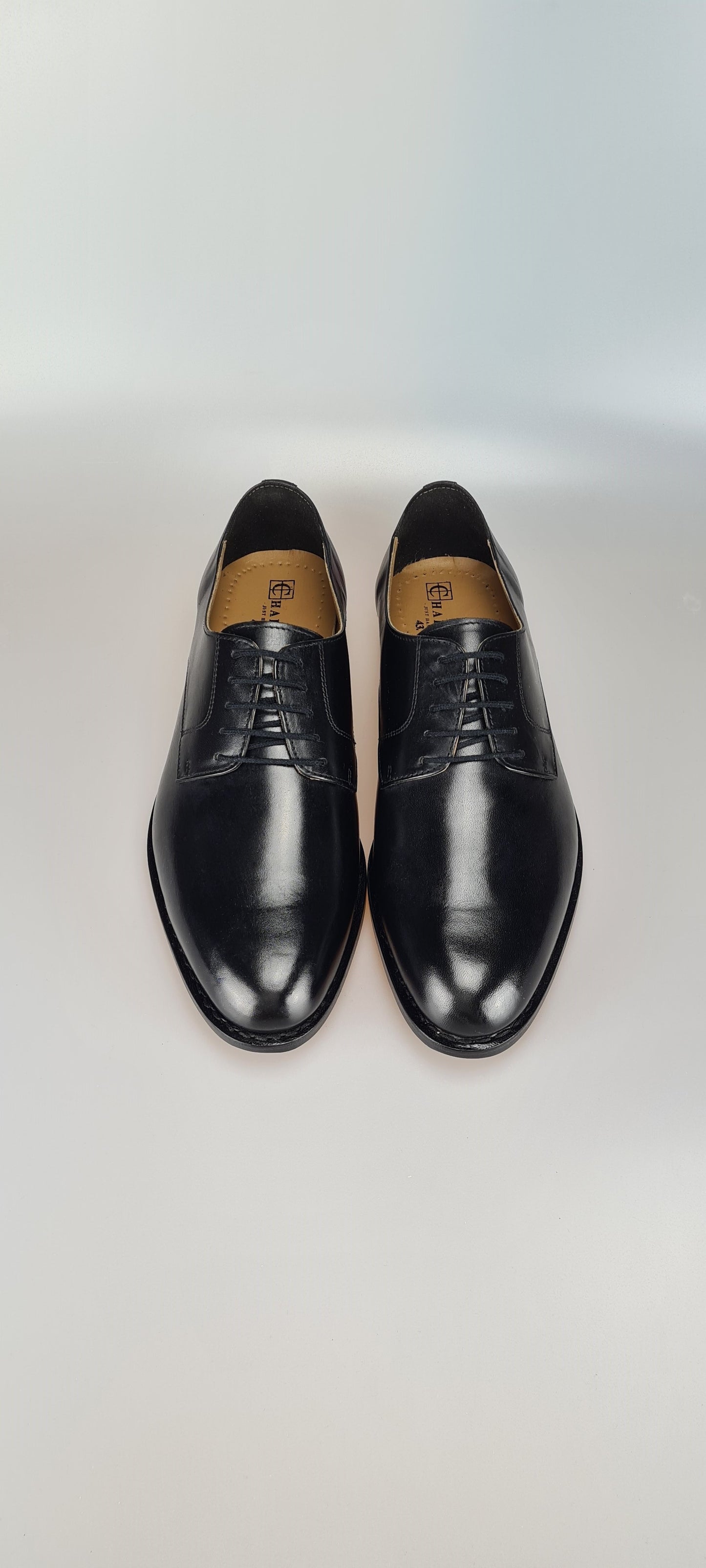 Derby Plain schwarz